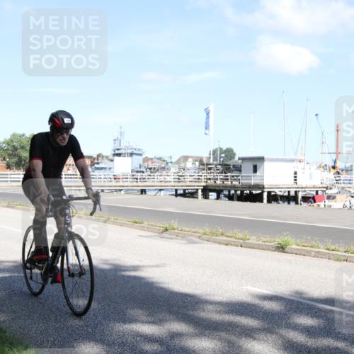 17.08.2025 - KN Förde Triathlon 2025 Yannick Fuchs http://msf.ph/oto/8615489 17.08.2025 11:25:11 Radfahren 284, 300, 308, 309, 374, 606, 613, 638 meine-sportfotos.de