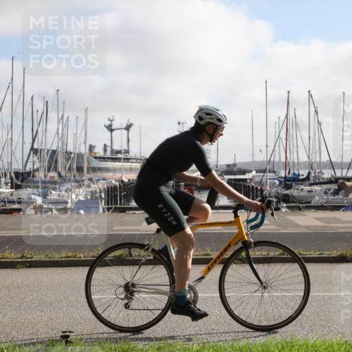17.08.2025 - KN Förde Triathlon 2025 Yannick Fuchs http://msf.ph/oto/8615492 17.08.2025 09:23:33 Radfahren 122, 138 meine-sportfotos.de