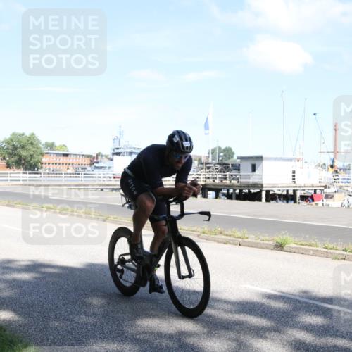 17.08.2025 - KN Förde Triathlon 2025 Yannick Fuchs http://msf.ph/oto/8615517 17.08.2025 11:25:28 Radfahren 261, 266, 285, 295, 330, 377, 384, 609, 629 meine-sportfotos.de