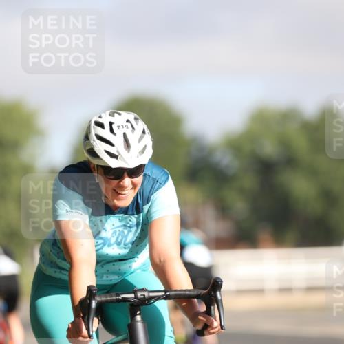 17.08.2025 - KN Förde Triathlon 2025 Yannick Fuchs http://msf.ph/oto/8615524 17.08.2025 09:31:14 Radfahren 133, 136, 198, 216, 219, 102, 125, 126, 188, 200, 216, 218, 221 meine-sportfotos.de