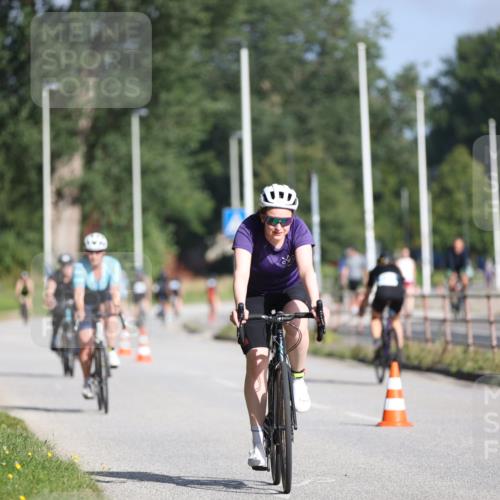 17.08.2025 - KN Förde Triathlon 2025 Yannick Fuchs http://msf.ph/oto/8615546 17.08.2025 09:31:26 Radfahren 104, 120, 127, 148, 170, 190, 196, 211, 215, 230, 235, 133, 136 meine-sportfotos.de