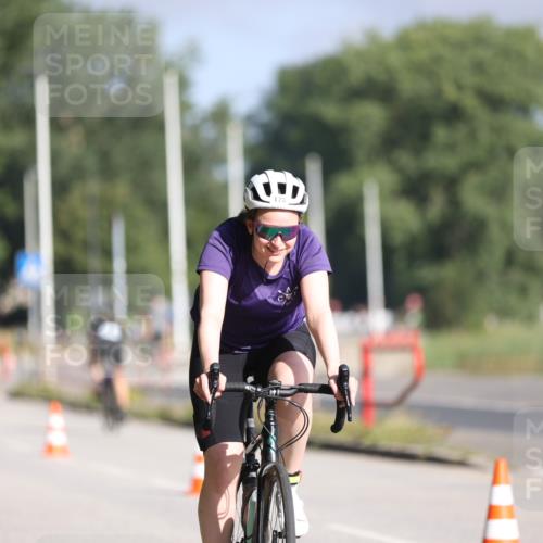 17.08.2025 - KN Förde Triathlon 2025 Yannick Fuchs http://msf.ph/oto/8615551 17.08.2025 09:31:27 Radfahren 104, 120, 127, 148, 170, 190, 196, 211, 215, 230, 235, 133, 136 meine-sportfotos.de