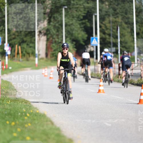 17.08.2025 - KN Förde Triathlon 2025 Yannick Fuchs http://msf.ph/oto/8615578 17.08.2025 09:31:37 Radfahren 205, 237, 104, 127, 190, 196, 211 meine-sportfotos.de