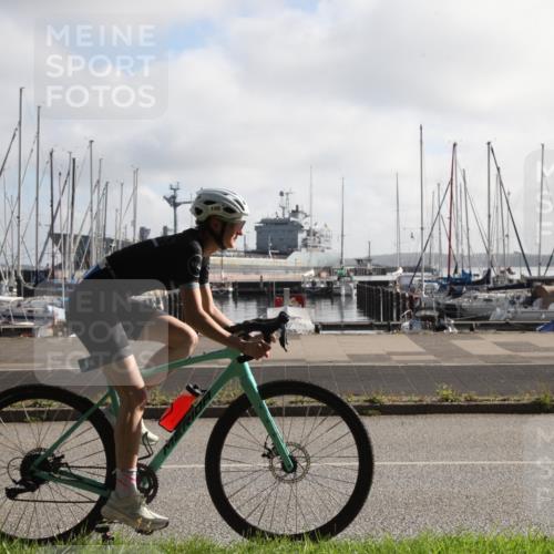 17.08.2025 - KN Förde Triathlon 2025 Yannick Fuchs http://msf.ph/oto/8615640 17.08.2025 09:25:50 Radfahren 105, 140, 164 meine-sportfotos.de