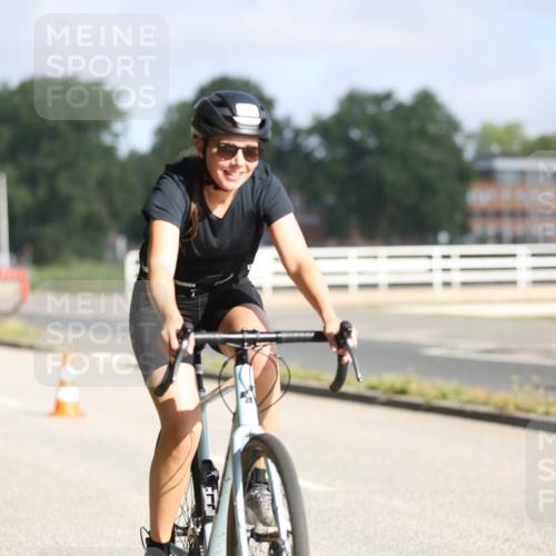 17.08.2025 - KN Förde Triathlon 2025 Yannick Fuchs http://msf.ph/oto/8615646 17.08.2025 09:32:00 Radfahren 210, 213, 234, 244, 234 meine-sportfotos.de