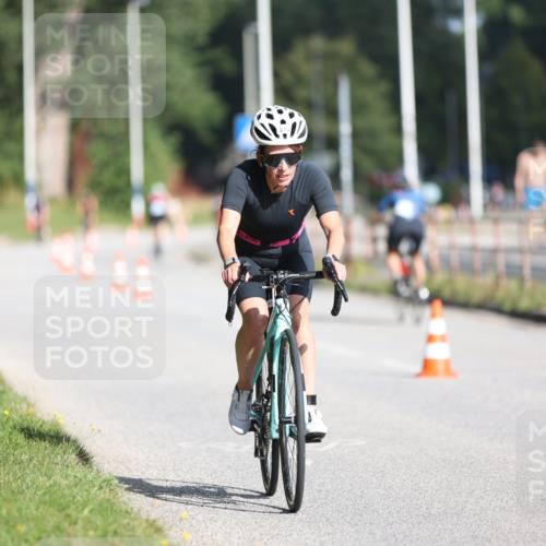 17.08.2025 - KN Förde Triathlon 2025 Yannick Fuchs http://msf.ph/oto/8615656 17.08.2025 09:32:05 Radfahren 210, 213, 225, 234, 244 meine-sportfotos.de