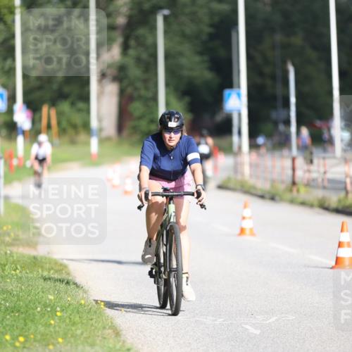 17.08.2025 - KN Förde Triathlon 2025 Yannick Fuchs http://msf.ph/oto/8615675 17.08.2025 09:32:20 Radfahren 147, 195, 201, 224, 246, 225 meine-sportfotos.de