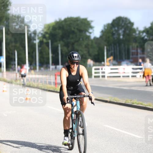 17.08.2025 - KN Förde Triathlon 2025 Yannick Fuchs http://msf.ph/oto/8615692 17.08.2025 09:32:23 Radfahren 147, 195, 201, 224, 246, 225 meine-sportfotos.de