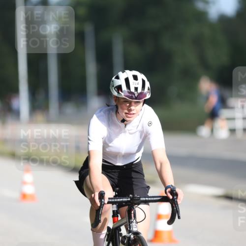 17.08.2025 - KN Förde Triathlon 2025 Yannick Fuchs http://msf.ph/oto/8615709 17.08.2025 09:32:27 Radfahren 130, 147, 162, 224, 246, 195, 201 meine-sportfotos.de