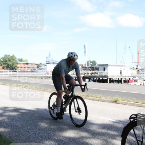 17.08.2025 - KN Förde Triathlon 2025 Yannick Fuchs http://msf.ph/oto/8615714 17.08.2025 11:27:22 Radfahren 335, 337, 377, 630, 643 meine-sportfotos.de