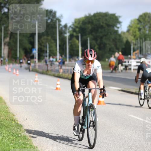 17.08.2025 - KN Förde Triathlon 2025 Yannick Fuchs http://msf.ph/oto/8615756 17.08.2025 09:32:39 Radfahren 130, 138, 221, 242, 243, 130, 162 meine-sportfotos.de
