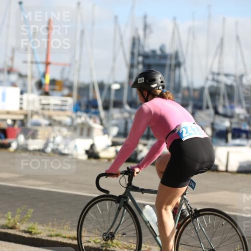17.08.2025 - KN Förde Triathlon 2025 Yannick Fuchs http://msf.ph/oto/8615769 17.08.2025 09:32:43 Radfahren 111, 126, 152, 208, 216, 221, 243, 130, 138, 162, 242, 243 meine-sportfotos.de