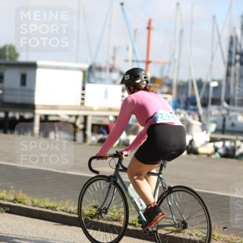 17.08.2025 - KN Förde Triathlon 2025 Yannick Fuchs http://msf.ph/oto/8615771 17.08.2025 09:32:43 Radfahren 111, 126, 152, 208, 216, 221, 243, 130, 138, 162, 242, 243 meine-sportfotos.de
