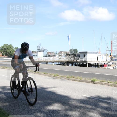 17.08.2025 - KN Förde Triathlon 2025 Yannick Fuchs http://msf.ph/oto/8615784 17.08.2025 11:28:09 Radfahren 297, 304, 369, 626 meine-sportfotos.de