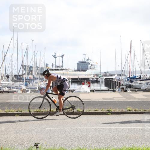 17.08.2025 - KN Förde Triathlon 2025 Yannick Fuchs http://msf.ph/oto/8615817 17.08.2025 09:27:43 Radfahren 103, 109, 113, 160 meine-sportfotos.de