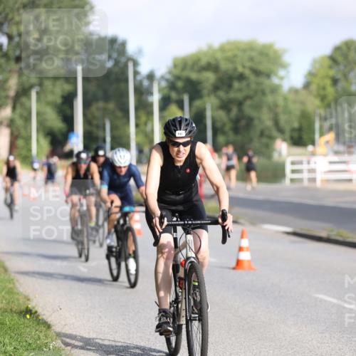 17.08.2025 - KN Förde Triathlon 2025 Yannick Fuchs http://msf.ph/oto/8615832 17.08.2025 09:32:53 Radfahren 102, 104, 122, 133, 197, 198, 208, 212, 216, 218, 111, 126, 152, 221 meine-sportfotos.de