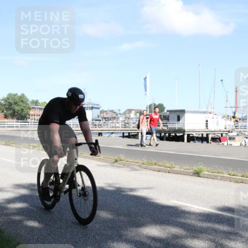 17.08.2025 - KN Förde Triathlon 2025 Yannick Fuchs http://msf.ph/oto/8615949 17.08.2025 11:30:59 Radfahren 270, 324, 604 meine-sportfotos.de