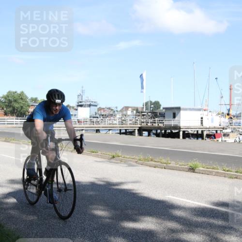 17.08.2025 - KN Förde Triathlon 2025 Yannick Fuchs http://msf.ph/oto/8615974 17.08.2025 11:31:14 Radfahren 267, 275, 287, 302, 312, 325, 607, 631 meine-sportfotos.de