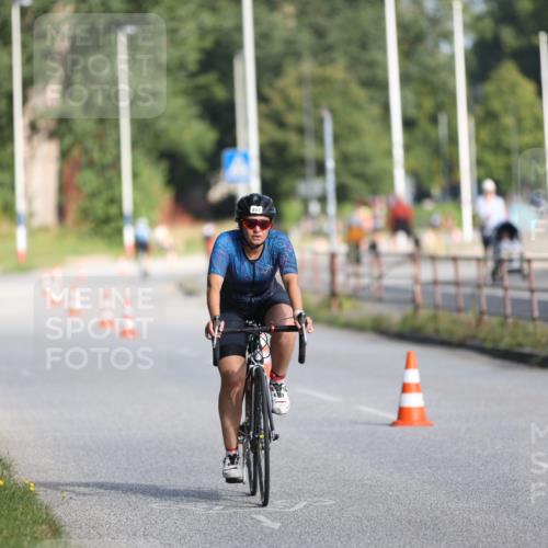 17.08.2025 - KN Förde Triathlon 2025 Yannick Fuchs http://msf.ph/oto/8616026 17.08.2025 09:33:40 Radfahren 135, 150, 231, 234, 120, 237 meine-sportfotos.de