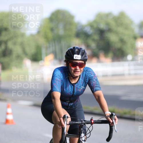 17.08.2025 - KN Förde Triathlon 2025 Yannick Fuchs http://msf.ph/oto/8616041 17.08.2025 09:33:42 Radfahren 135, 142, 150, 171, 234, 231, 237 meine-sportfotos.de