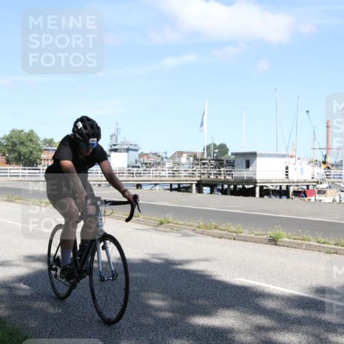 17.08.2025 - KN Förde Triathlon 2025 Yannick Fuchs http://msf.ph/oto/8616094 17.08.2025 11:32:34 Radfahren 324, 364, 375, 604 meine-sportfotos.de