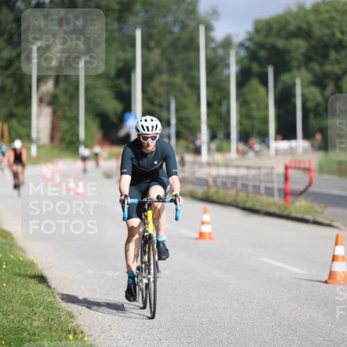 17.08.2025 - KN Förde Triathlon 2025 Yannick Fuchs http://msf.ph/oto/8616231 17.08.2025 09:34:53 Radfahren 122, 128, 145, 146, 151, 166 meine-sportfotos.de