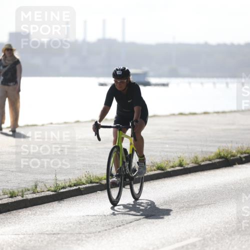 17.08.2025 - KN Förde Triathlon 2025 Yannick Fuchs http://msf.ph/oto/8616298 17.08.2025 09:35:10 Radfahren 101, 144, 194, 151 meine-sportfotos.de