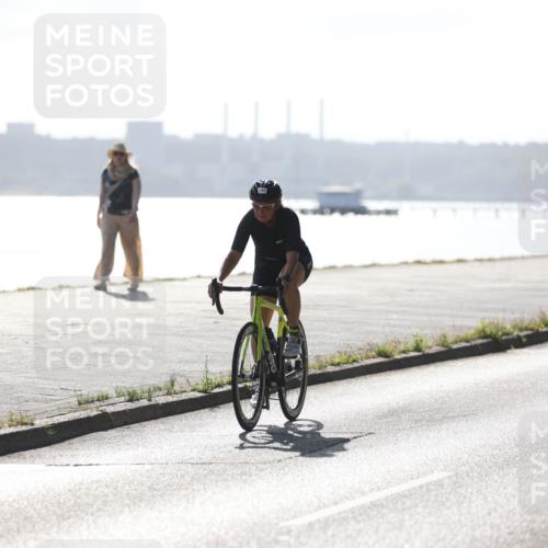 17.08.2025 - KN Förde Triathlon 2025 Yannick Fuchs http://msf.ph/oto/8616299 17.08.2025 09:35:10 Radfahren 101, 144, 194, 151 meine-sportfotos.de