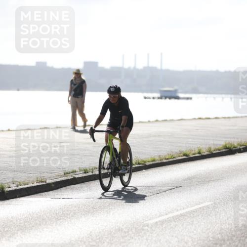 17.08.2025 - KN Förde Triathlon 2025 Yannick Fuchs http://msf.ph/oto/8616302 17.08.2025 09:35:10 Radfahren 101, 144, 194, 151 meine-sportfotos.de