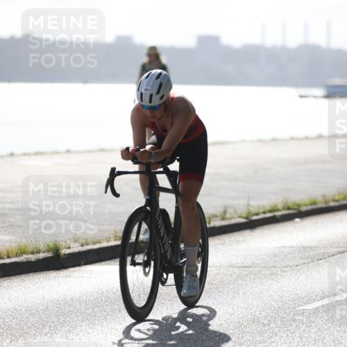17.08.2025 - KN Förde Triathlon 2025 Yannick Fuchs http://msf.ph/oto/8616309 17.08.2025 09:35:11 Radfahren 101, 144, 194, 151 meine-sportfotos.de