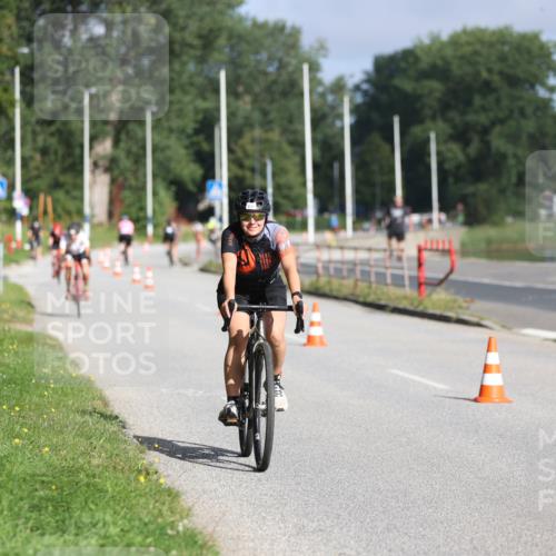 17.08.2025 - KN Förde Triathlon 2025 Yannick Fuchs http://msf.ph/oto/8616427 17.08.2025 09:35:48 Radfahren 116, 135, 140, 143, 168, 180, 231, 249, 135, 142 meine-sportfotos.de