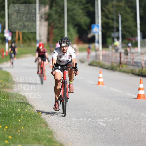 17.08.2025 - KN Förde Triathlon 2025 Yannick Fuchs http://msf.ph/oto/8616436 17.08.2025 09:35:50 Radfahren 116, 140, 143, 159, 168, 180, 231, 249, 135, 142 meine-sportfotos.de