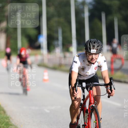 17.08.2025 - KN Förde Triathlon 2025 Yannick Fuchs http://msf.ph/oto/8616452 17.08.2025 09:35:52 Radfahren 116, 140, 143, 159, 168, 180, 249, 135, 140, 142, 231 meine-sportfotos.de