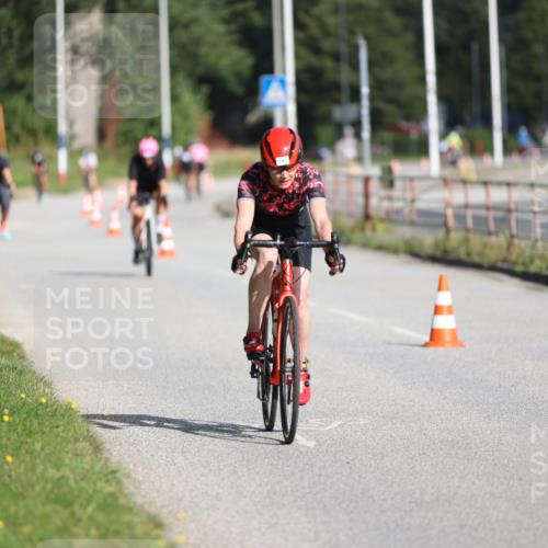 17.08.2025 - KN Förde Triathlon 2025 Yannick Fuchs http://msf.ph/oto/8616456 17.08.2025 09:35:53 Radfahren 116, 143, 159, 168, 180, 249, 253, 135, 140, 142, 231 meine-sportfotos.de