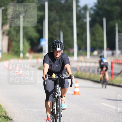 17.08.2025 - KN Förde Triathlon 2025 Yannick Fuchs http://msf.ph/oto/8616498 17.08.2025 09:35:59 Radfahren 105, 139, 159, 168, 253, 116, 143, 168, 180, 249 meine-sportfotos.de