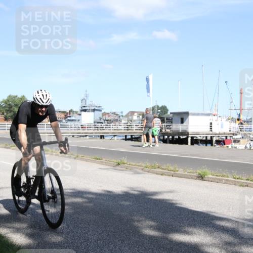 17.08.2025 - KN Förde Triathlon 2025 Yannick Fuchs http://msf.ph/oto/8616507 17.08.2025 11:36:35 Radfahren 285, 295, 297, 303, 351, 353, 354, 618, 621, 622, 643 meine-sportfotos.de