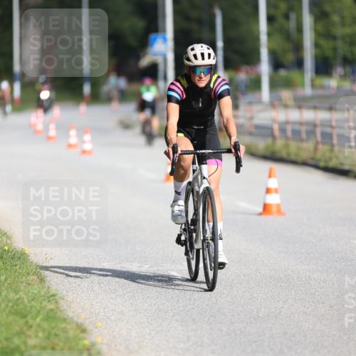 17.08.2025 - KN Förde Triathlon 2025 Yannick Fuchs http://msf.ph/oto/8616590 17.08.2025 09:36:37 Radfahren 141, 166 meine-sportfotos.de