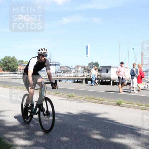 17.08.2025 - KN Förde Triathlon 2025 Yannick Fuchs http://msf.ph/oto/8616680 17.08.2025 11:38:36 Radfahren 294, 351, 361, 382, 624, 625 meine-sportfotos.de