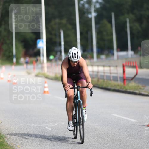 17.08.2025 - KN Förde Triathlon 2025 Yannick Fuchs http://msf.ph/oto/8616745 17.08.2025 09:37:27 Radfahren 106, 116, 180, 189, 251 meine-sportfotos.de