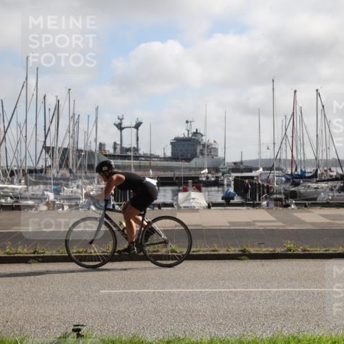 17.08.2025 - KN Förde Triathlon 2025 Yannick Fuchs http://msf.ph/oto/8616757 17.08.2025 09:38:08 Radfahren 103, 153, 160, 192, 250 meine-sportfotos.de