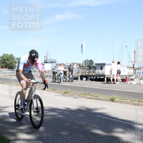 17.08.2025 - KN Förde Triathlon 2025 Yannick Fuchs http://msf.ph/oto/8616779 17.08.2025 11:40:31 Radfahren 335, 605, 620 meine-sportfotos.de