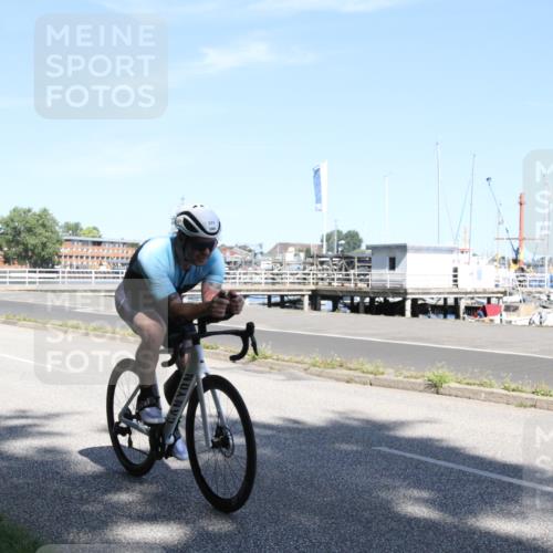 17.08.2025 - KN Förde Triathlon 2025 Yannick Fuchs http://msf.ph/oto/8616851 17.08.2025 11:42:02 Radfahren 312, 331, 338, 339, 607, 631 meine-sportfotos.de
