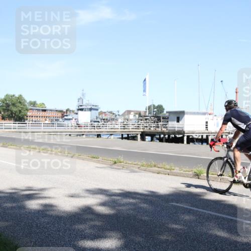 17.08.2025 - KN Förde Triathlon 2025 Yannick Fuchs http://msf.ph/oto/8617138 17.08.2025 11:46:13 Radfahren 326, 328, 329, 330, 350, 363, 371, 609 meine-sportfotos.de
