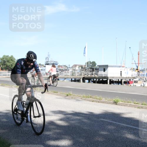 17.08.2025 - KN Förde Triathlon 2025 Yannick Fuchs http://msf.ph/oto/8617142 17.08.2025 11:46:16 Radfahren 328, 329, 330, 350, 371, 609 meine-sportfotos.de