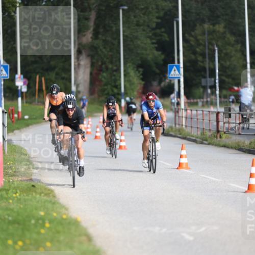17.08.2025 - KN Förde Triathlon 2025 Yannick Fuchs http://msf.ph/oto/8617210 17.08.2025 09:39:34 Radfahren 109, 113, 117, 157, 158, 161, 181, 228, 157 meine-sportfotos.de
