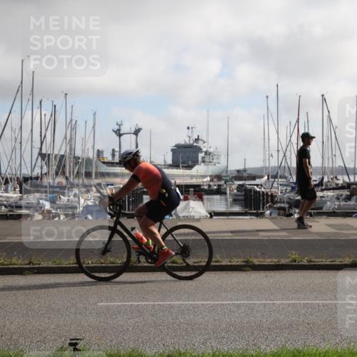 17.08.2025 - KN Förde Triathlon 2025 Yannick Fuchs http://msf.ph/oto/8617318 17.08.2025 09:43:30 Radfahren 105, 126, 190, 197, 210, 235, 253 meine-sportfotos.de
