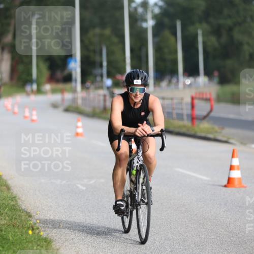 17.08.2025 - KN Förde Triathlon 2025 Yannick Fuchs http://msf.ph/oto/8617321 17.08.2025 09:39:56 Radfahren 136, 153, 160, 183, 186, 220, 245, 250, 103, 149, 192, 220 meine-sportfotos.de