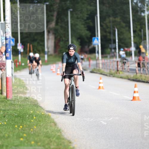 17.08.2025 - KN Förde Triathlon 2025 Yannick Fuchs http://msf.ph/oto/8617442 17.08.2025 09:40:33 Radfahren 107, 131, 163, 184, 240, 241, 104, 107, 179 meine-sportfotos.de