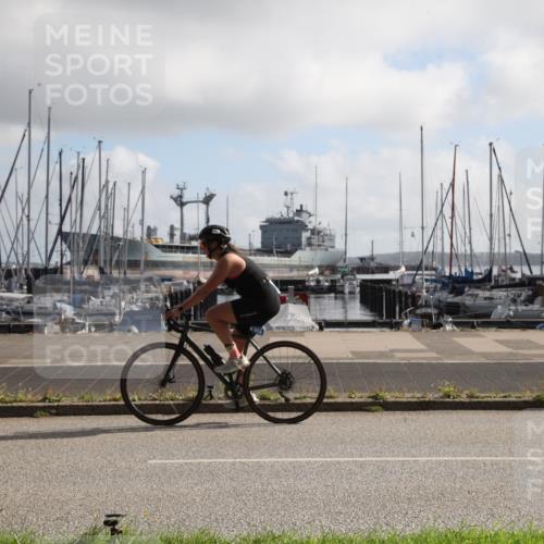 17.08.2025 - KN Förde Triathlon 2025 Yannick Fuchs http://msf.ph/oto/8617597 17.08.2025 09:46:20 Radfahren 144, 171, 213 meine-sportfotos.de