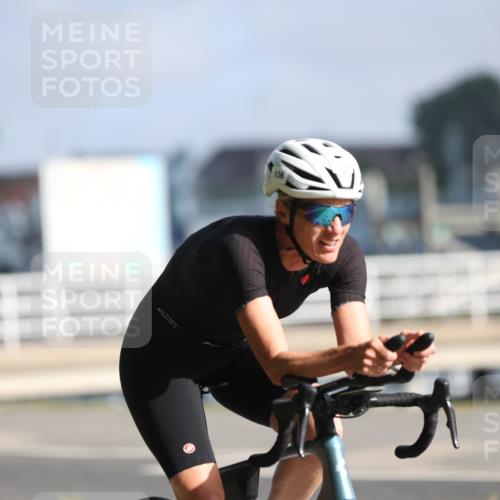17.08.2025 - KN Förde Triathlon 2025 Yannick Fuchs http://msf.ph/oto/8617603 17.08.2025 09:41:36 Radfahren 126, 136, 210, 198, 216 meine-sportfotos.de